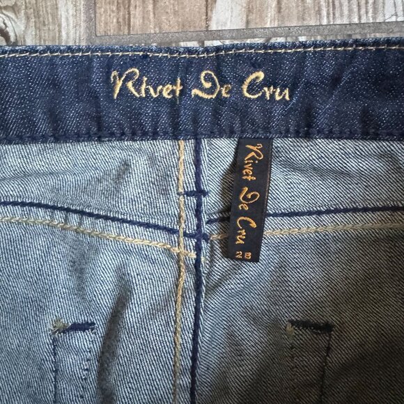 Rivet De Cru Straight Jeans Womens Size 28 Whiskered Stretch Embellished NEW Low - Picture 5 of 9